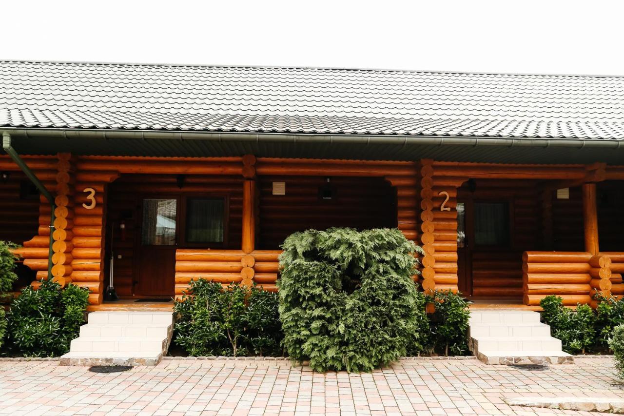 Chudodievo in Chynadievo Mini-Hotel Chynadiyovo Buitenkant foto