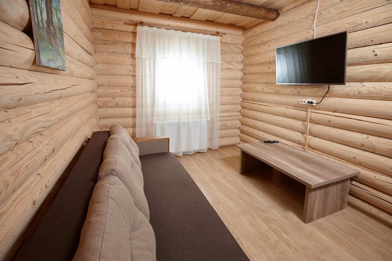 Chudodievo in Chynadievo Mini-Hotel Chynadiyovo Buitenkant foto